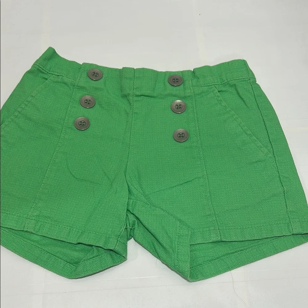 GAP kids Green Buttoned girls Shorts size S 6-7 yrs GUC